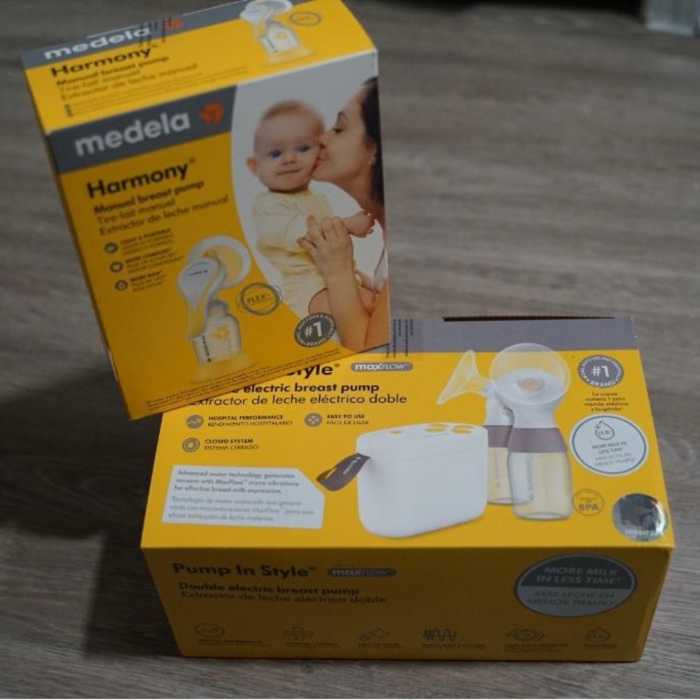 Brand new medela pump in style set never opened or used
